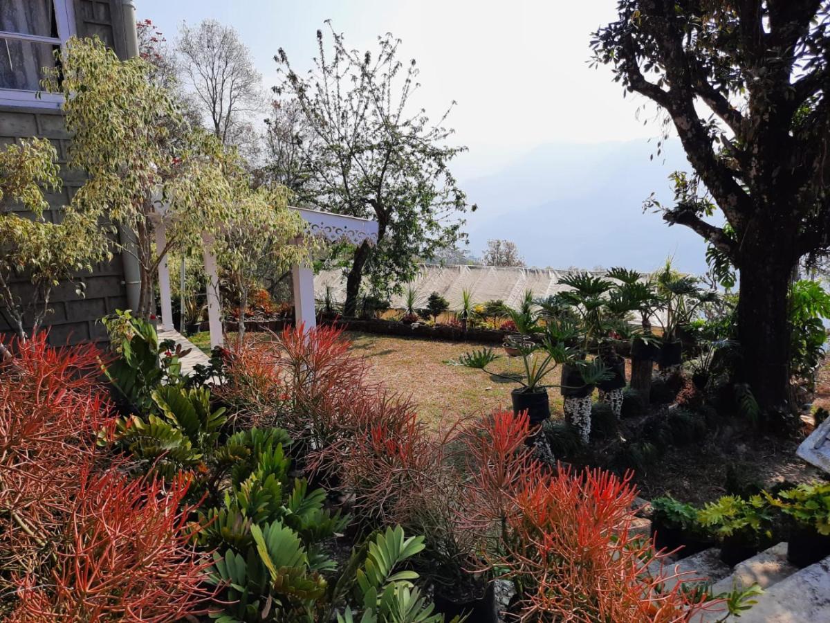 Aaravi Garden Homestay Kalimpong Extérieur photo